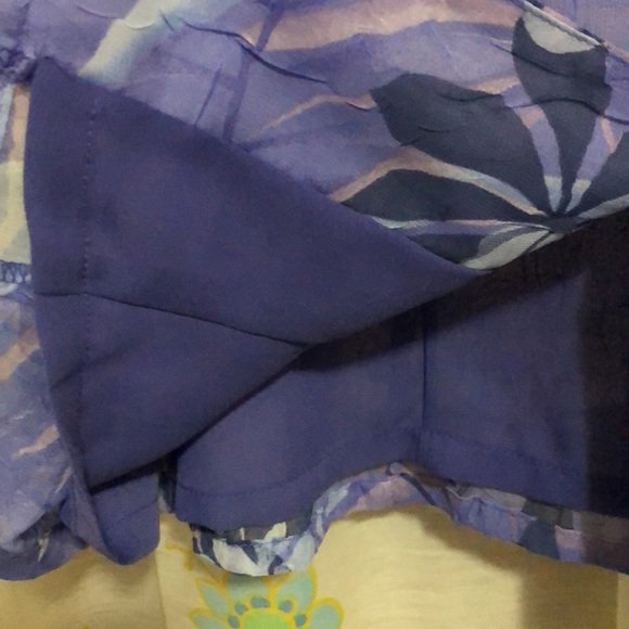 STYLE & Co. Lavender Floral Sheer Lined Short Sleeve Button Down Blouse Size 8 - Picture 7 of 9